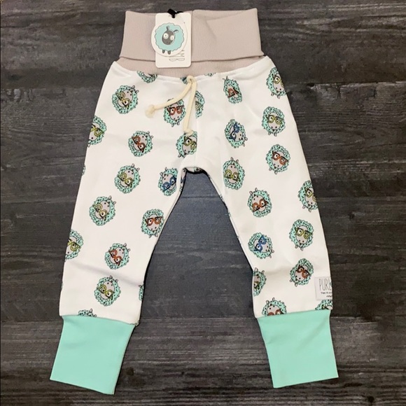 New Purl Lamb Sweatpants sz 2/3T - Picture 1 of 2